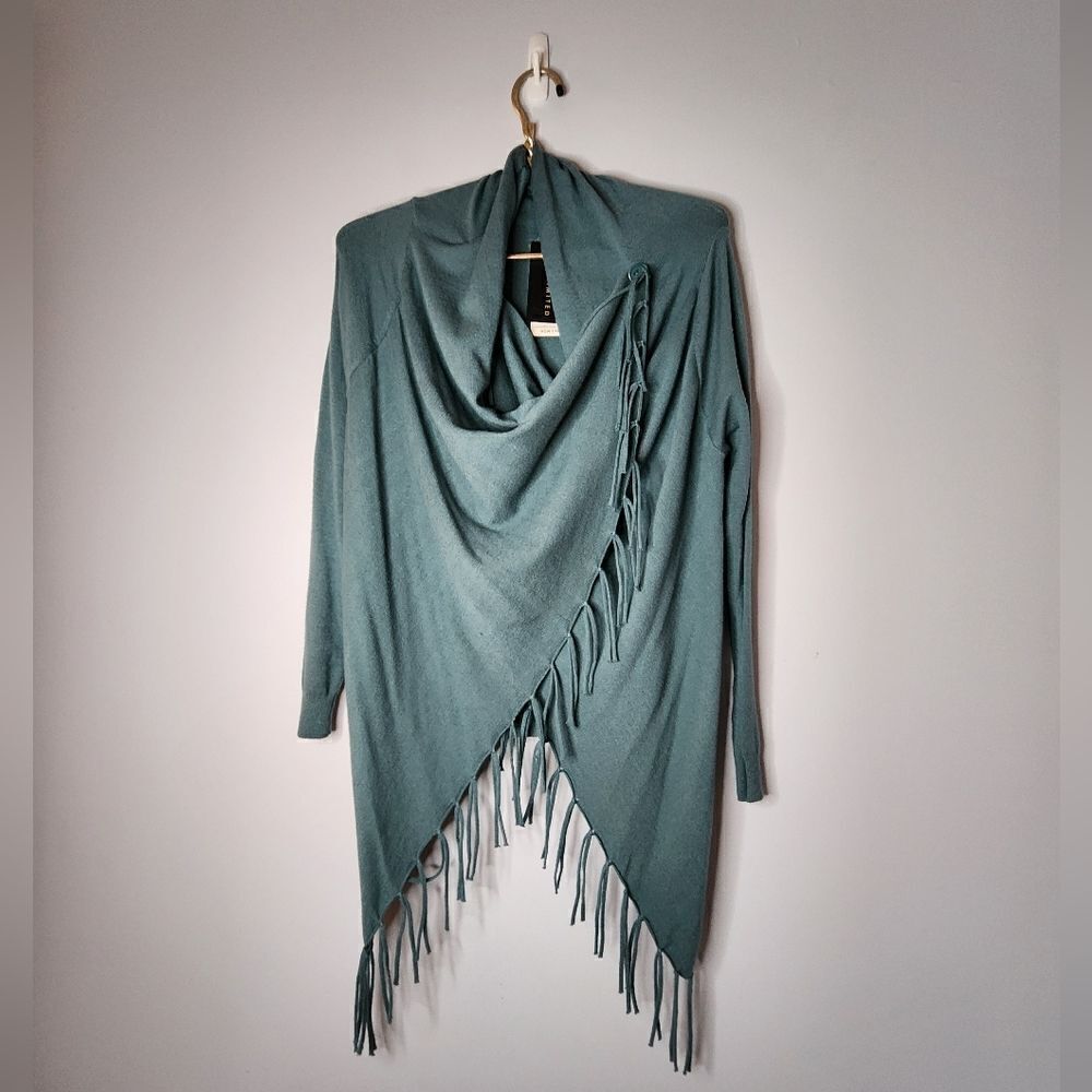 The Limited Women's Green Convertible Cardigan Fringe Hem Lightweight Size S NWT